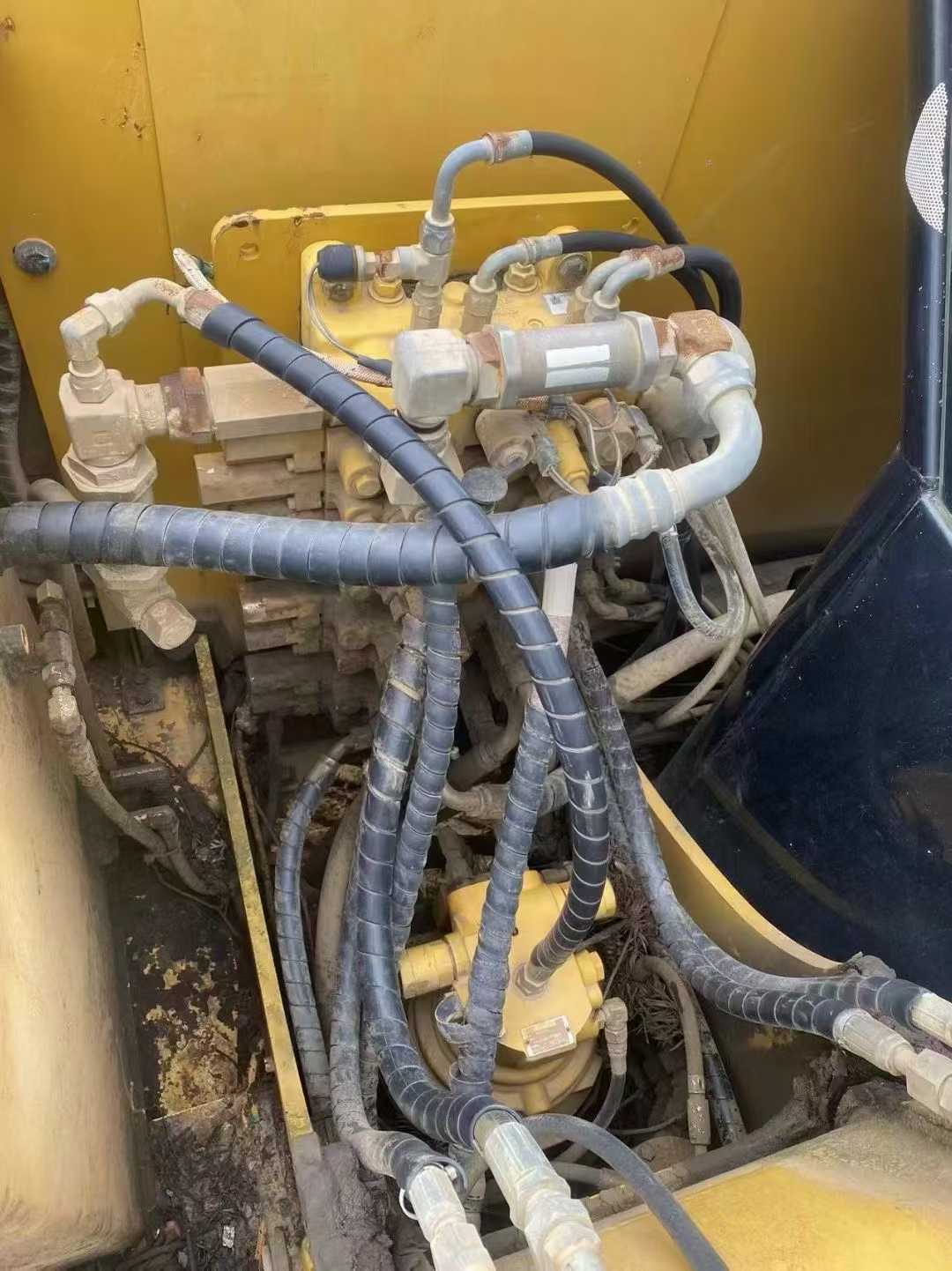 Used Caterpillar 307V2 Excavator 2016 Model / 3