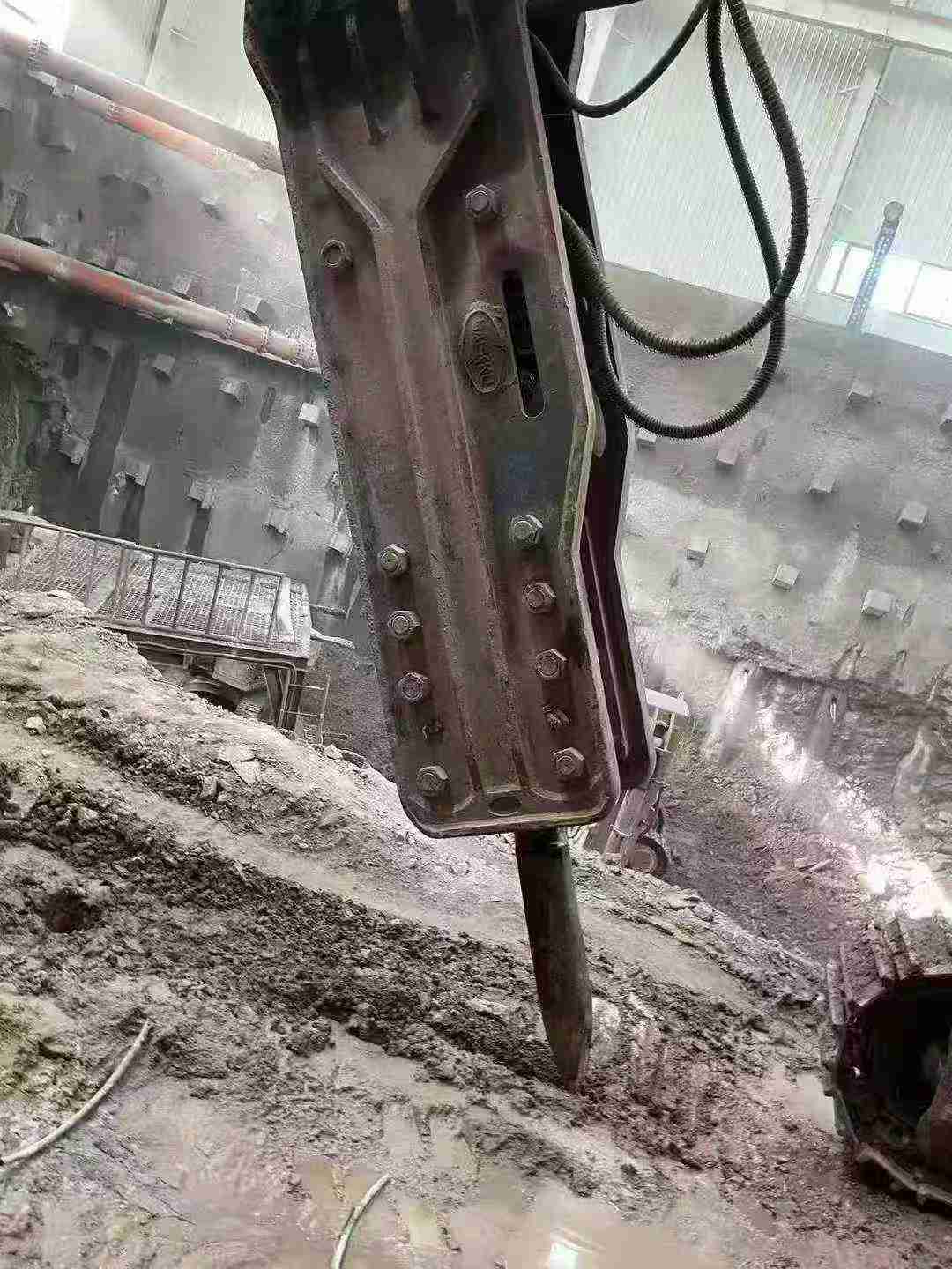 Used XCMG LW200 Excavator 2019 Model / 4