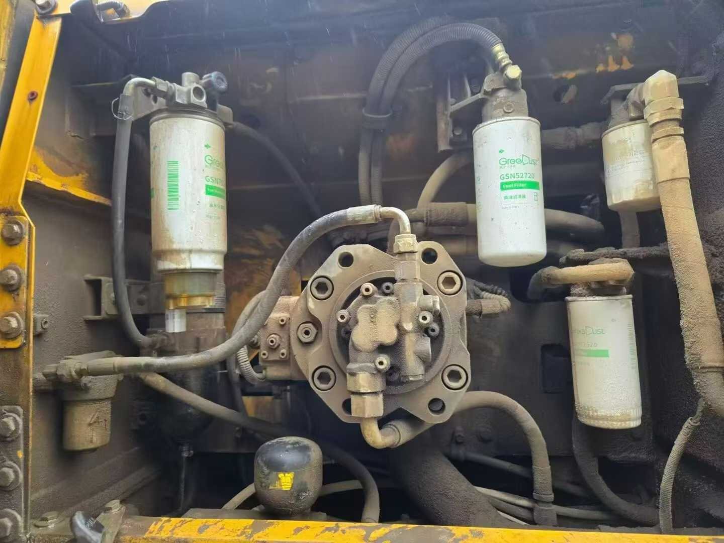 Used Volvo EC220D Excavator 2014 Model / 6