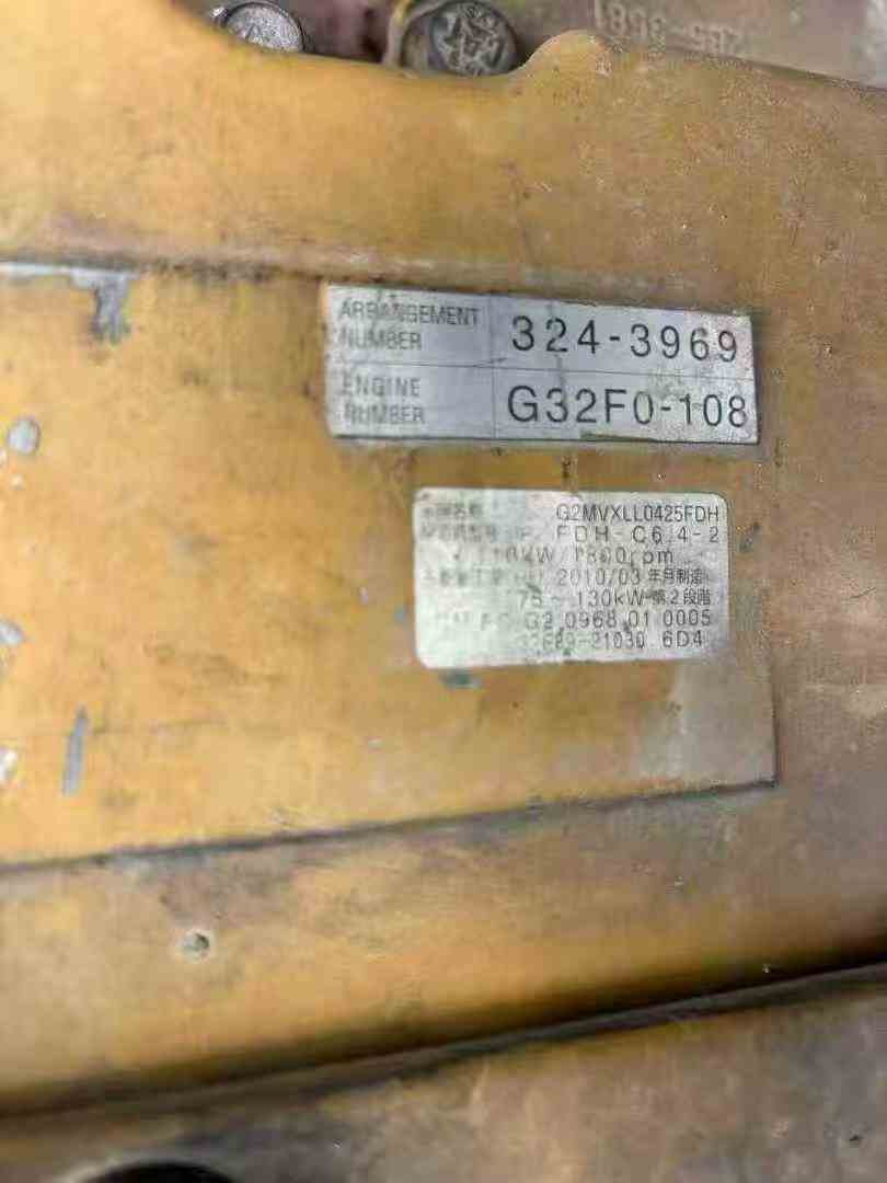 Used Caterpillar CT20 Excavator 2010 Model / 5