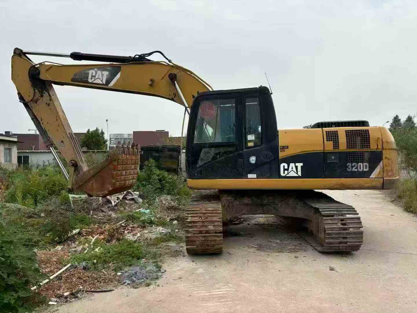 Used Caterpillar CT20 Excavator 2010 Model
