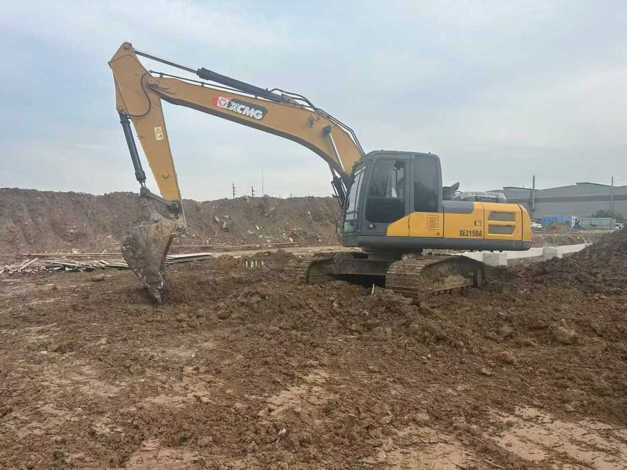 Used XCMG XE215 Excavator 2021 Model