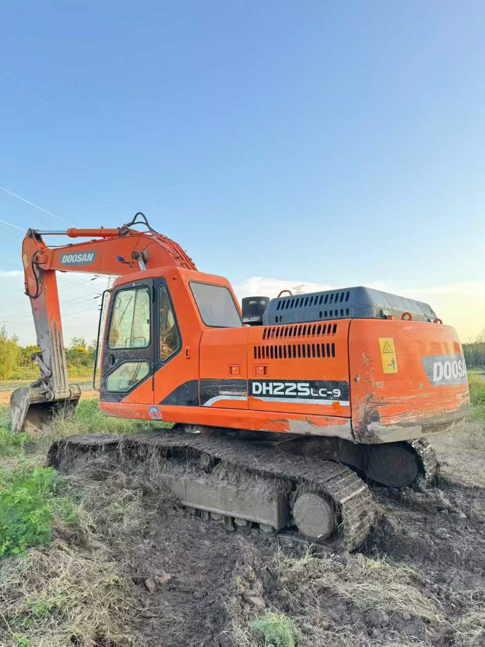 Used Doosan S225 Excavator 2015 Model / 3