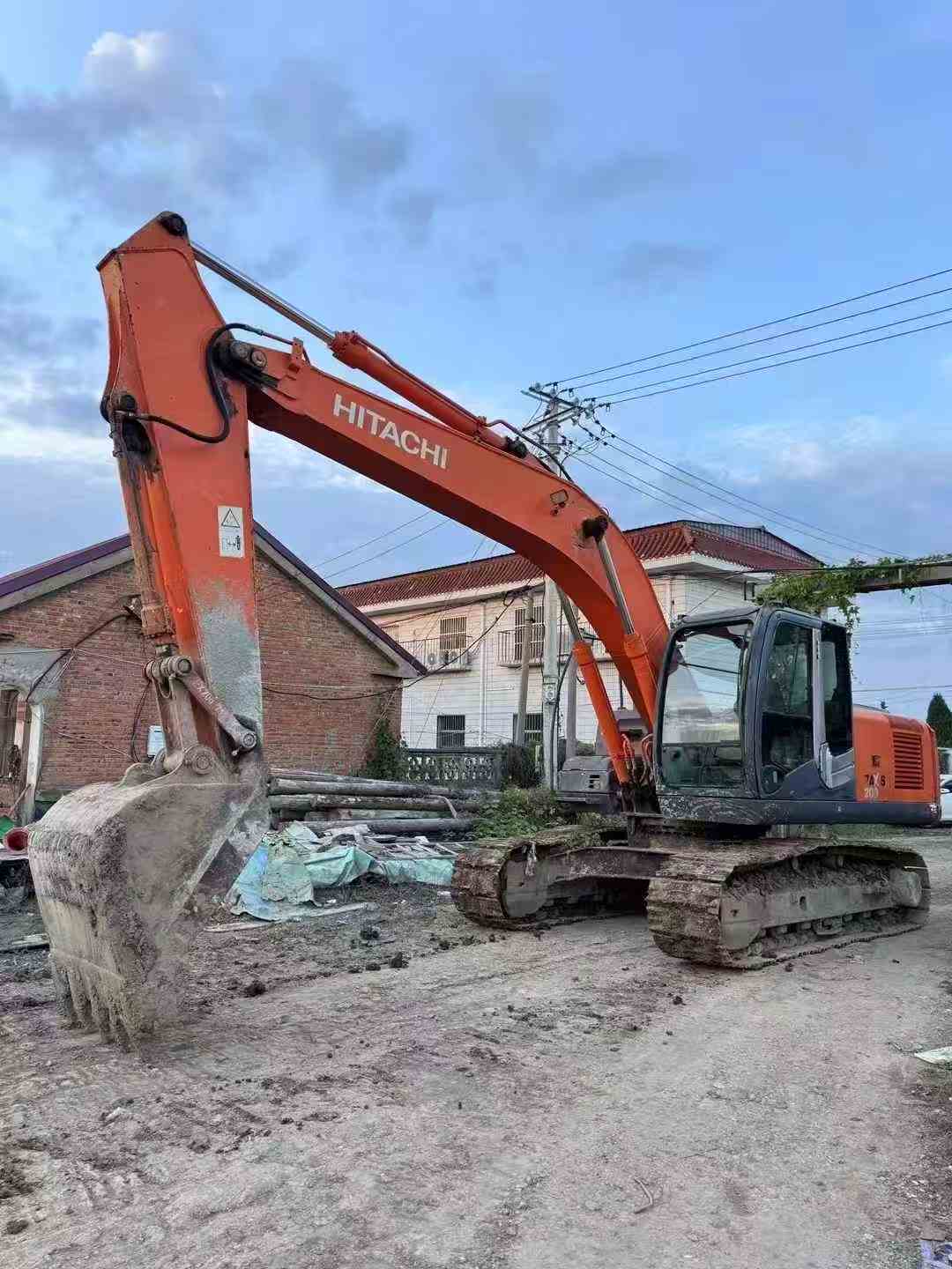 Used Hitachi ZAXIS200 Excavator 2010 Model