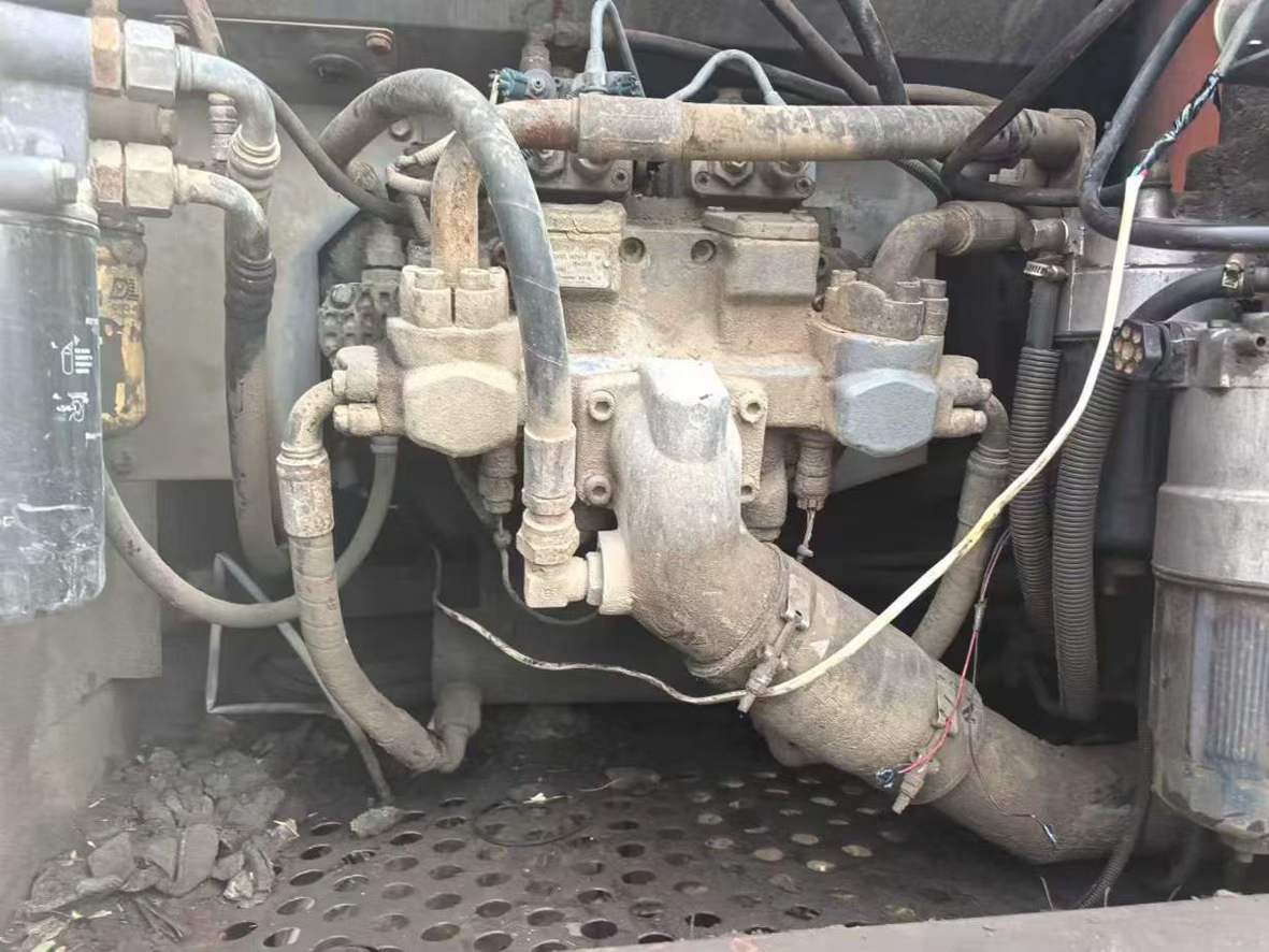 Used Hitachi ZAXIS200 Excavator 2016 Model