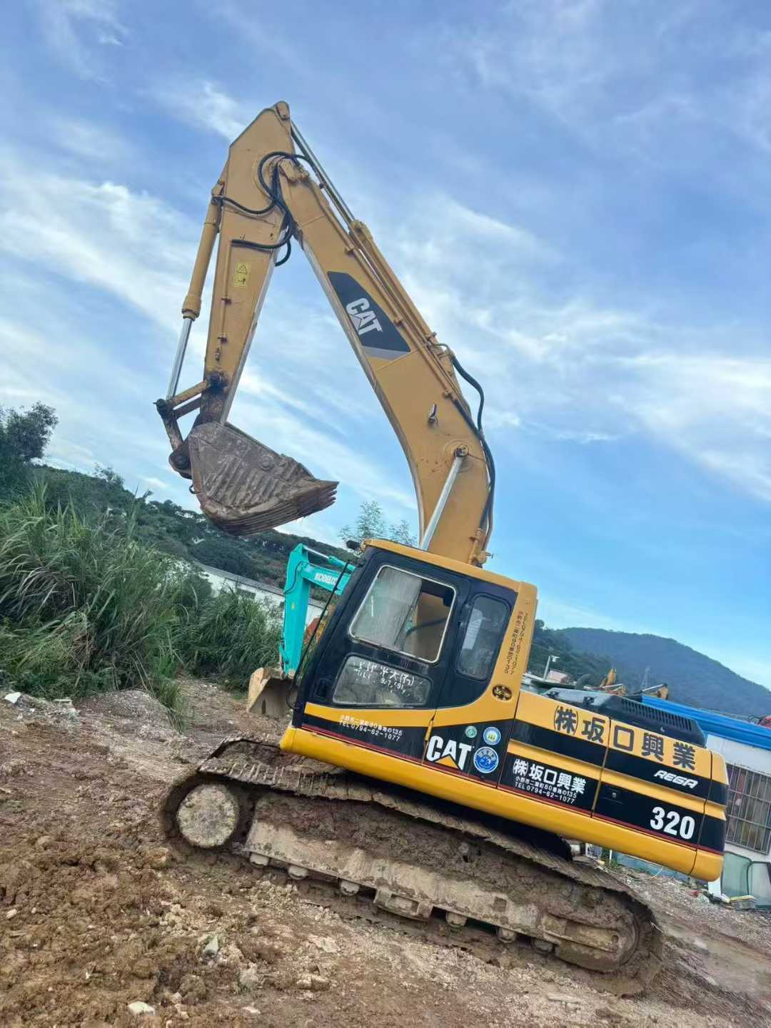 Used Caterpillar 320V2 Excavator 2016 Model