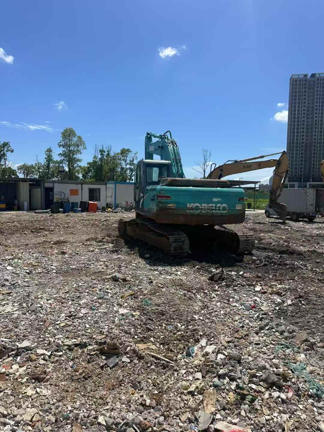 Used Kobelco SK210 Excavator 2016 Model / 4