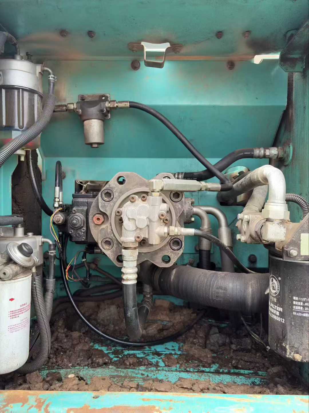 Used Kobelco SK200-11 Excavator 2016 Model / 4