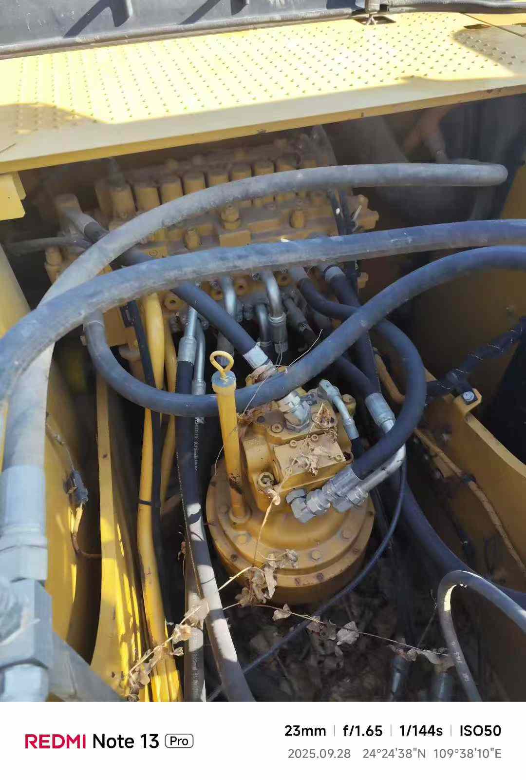 Used Caterpillar CT20 Excavator 2021 Model / 4