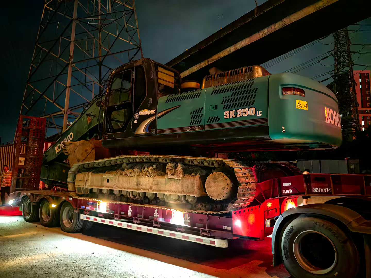 Used Kobelco SK350LC8 Excavator 2016 Model