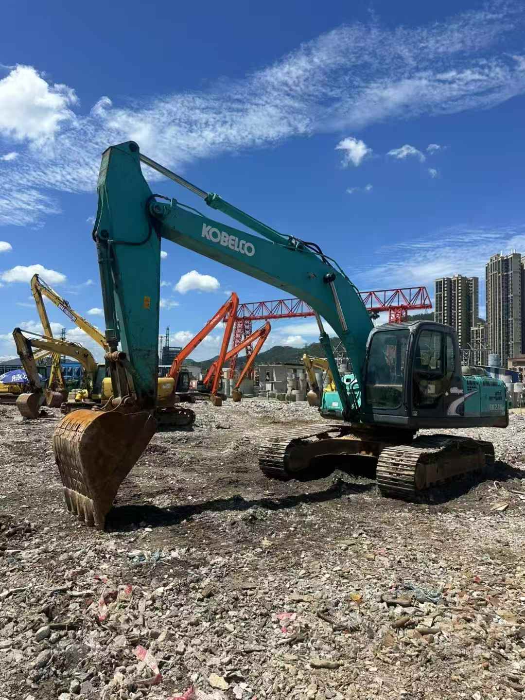 Used Kobelco SK210 Excavator 2016 Model / 2