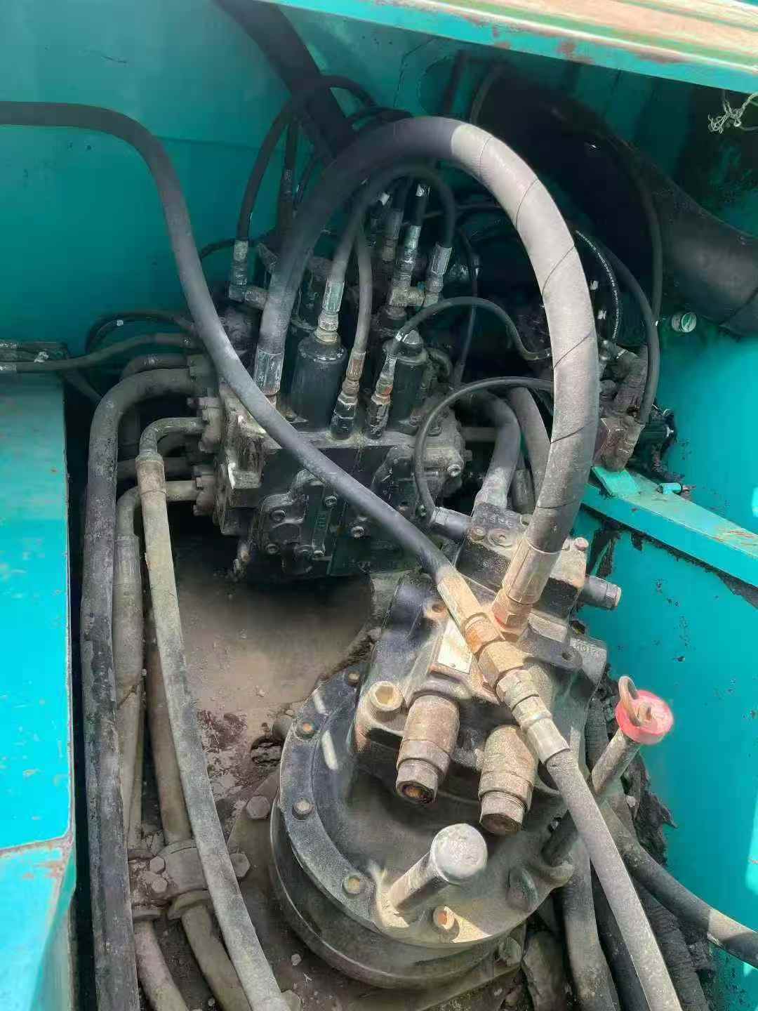 Used Kobelco SK2008 Excavator 2010 Model / 8