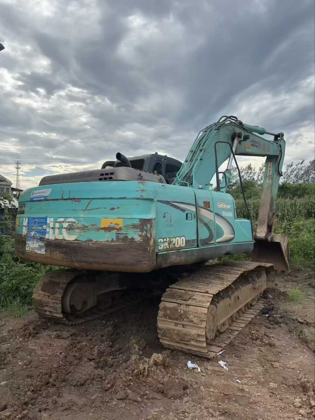 Used Kobelco SK200-11 Excavator 2016 Model / 3
