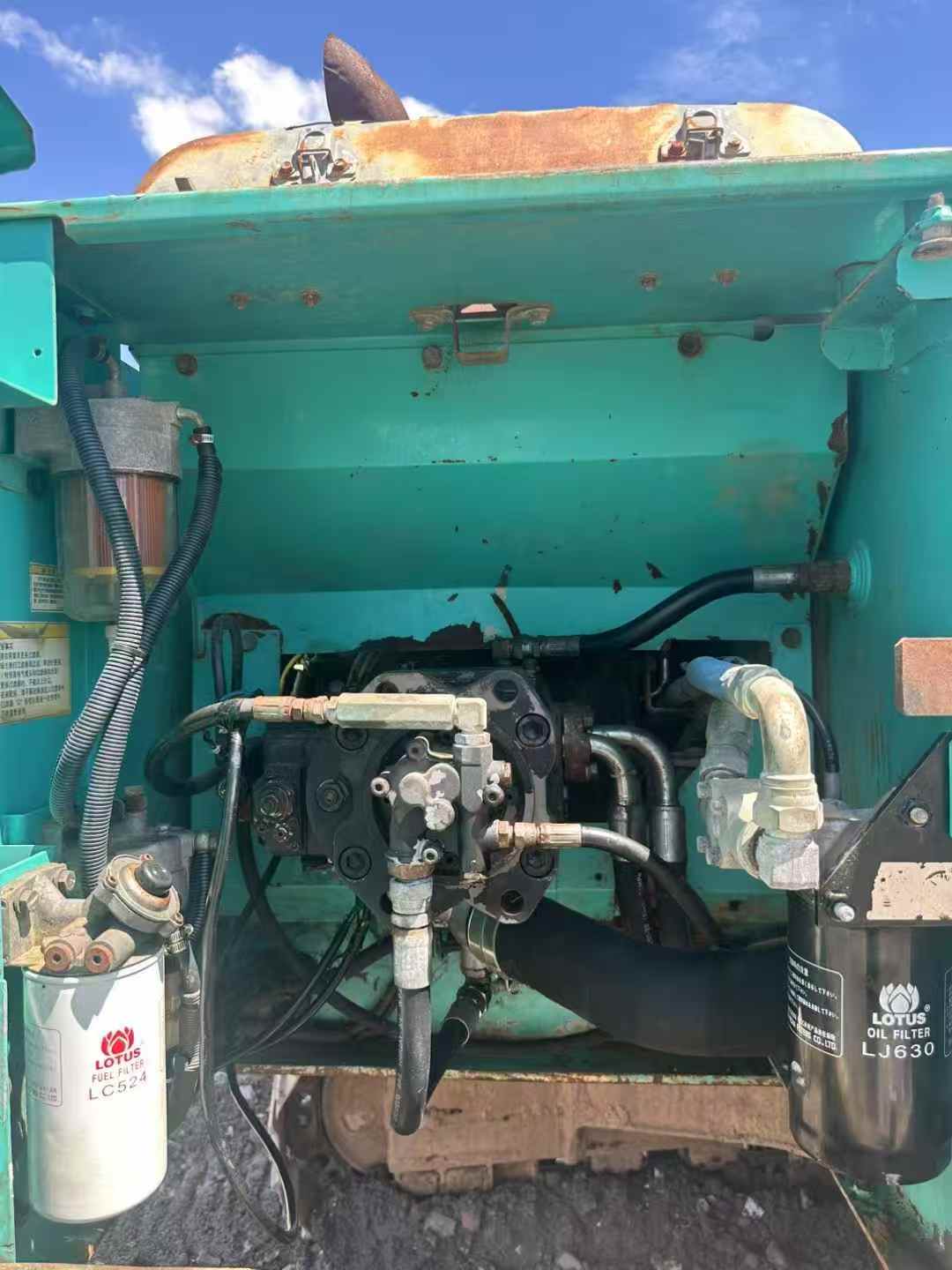 Used Kobelco SK210 Excavator 2016 Model / 3