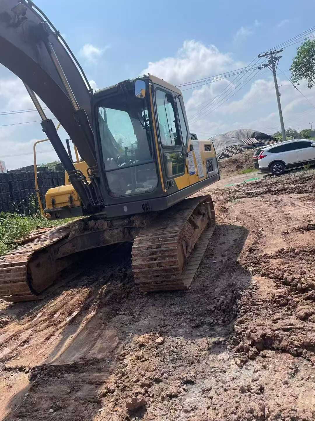 Used Volvo EW210C Excavator 2021 Model / 5