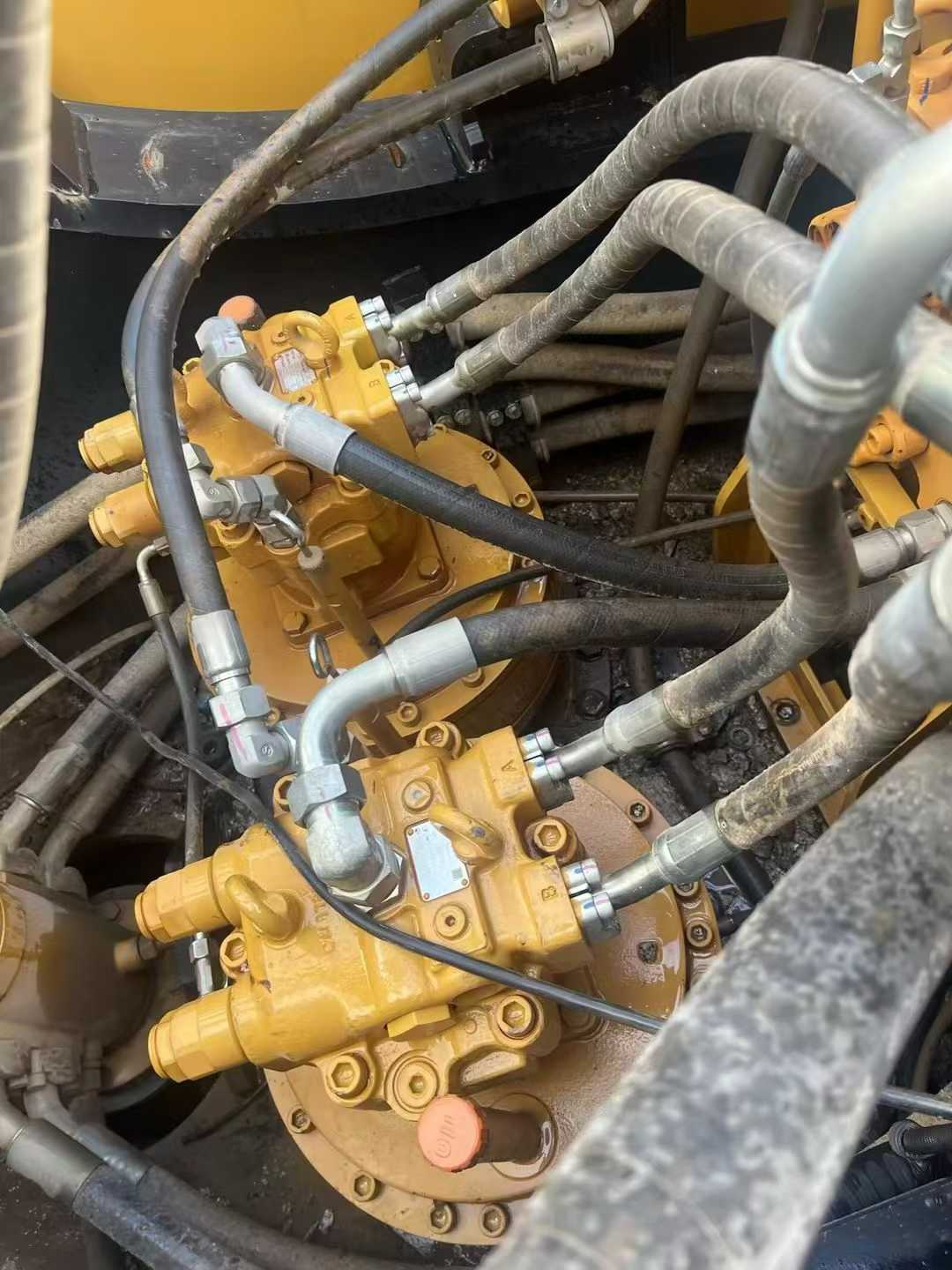 Used Sany SY650H Excavator 2022 Model / 3