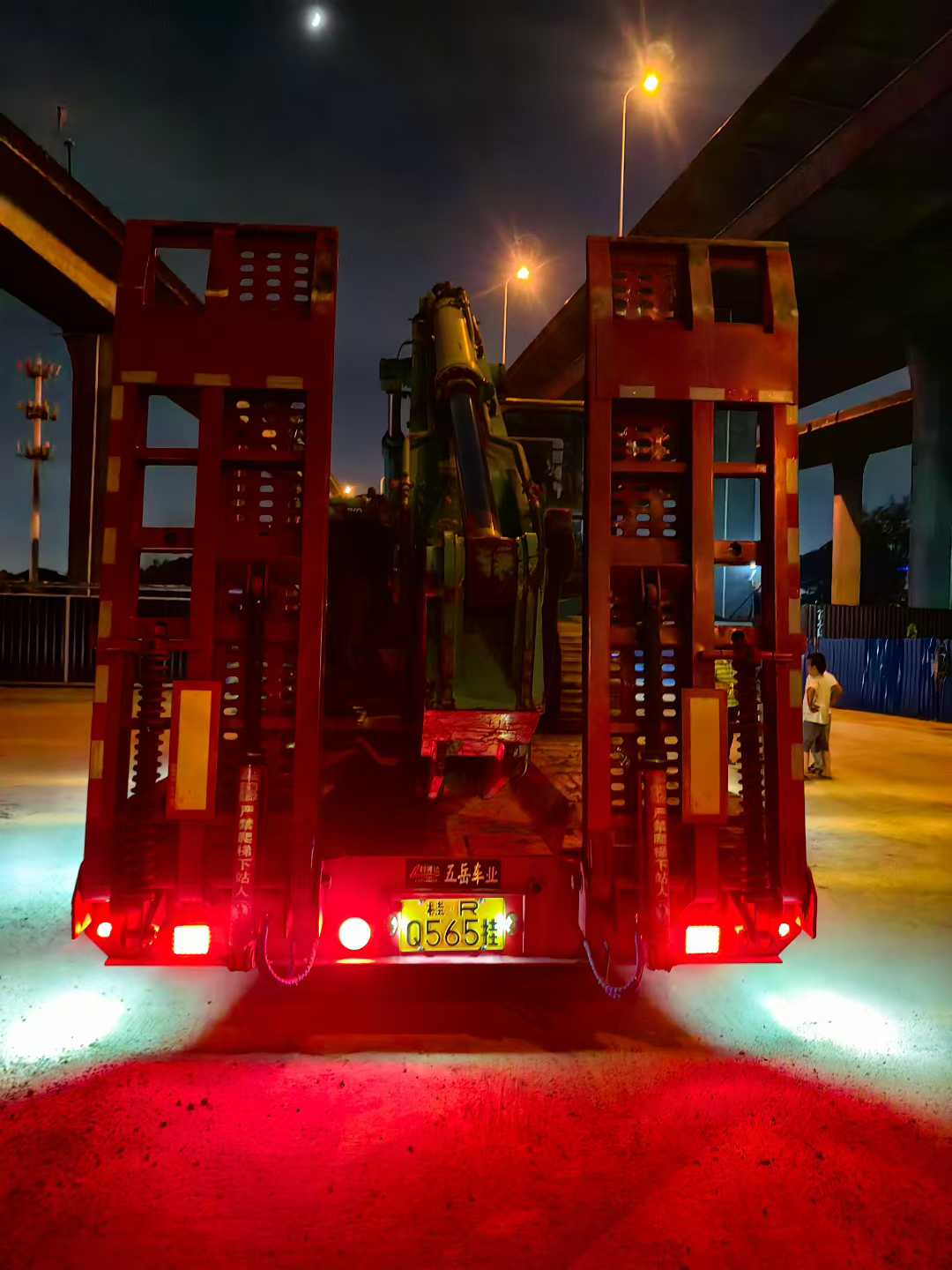 Used Kobelco SK350LC8 Excavator 2016 Model / 4