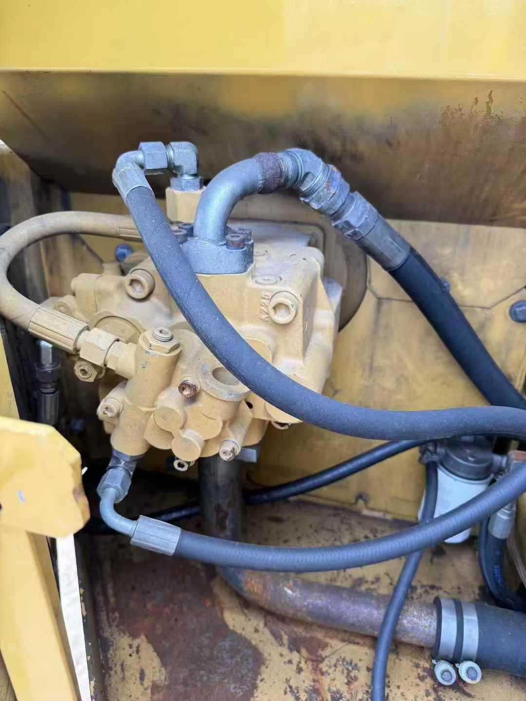 Used Caterpillar 307V2 Excavator 2016 Model / 6