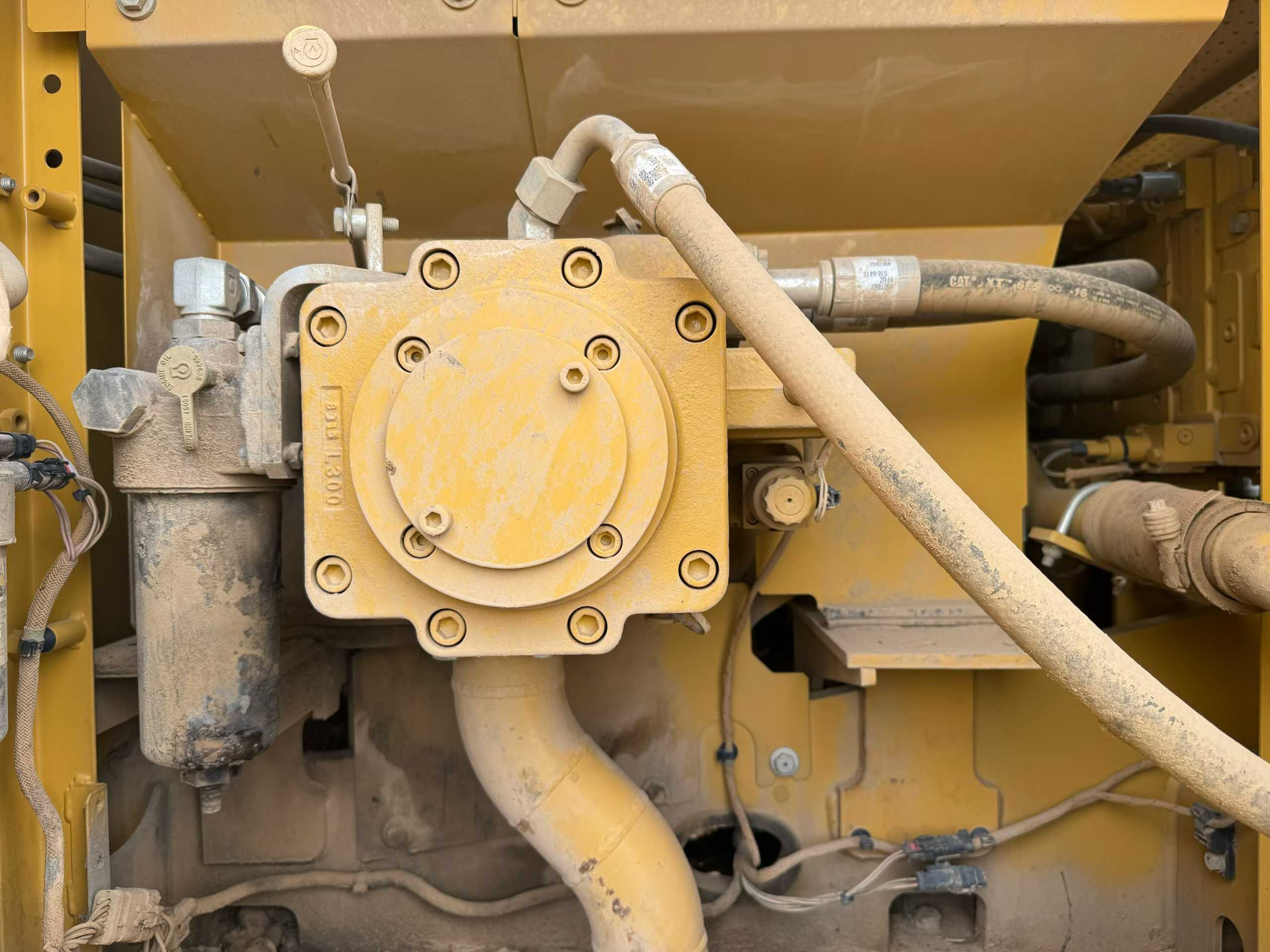 Used Caterpillar CT20 Excavator 2016 Model / 3