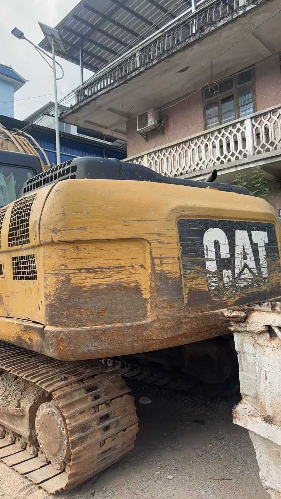 Used Caterpillar CT20 Excavator 2016 Model / 5