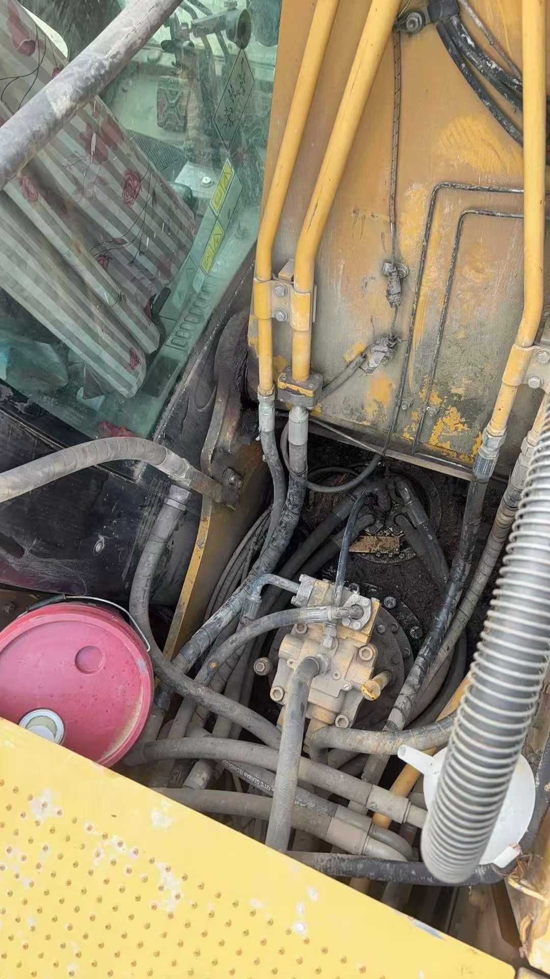 Used Caterpillar CT20 Excavator 2016 Model / 3