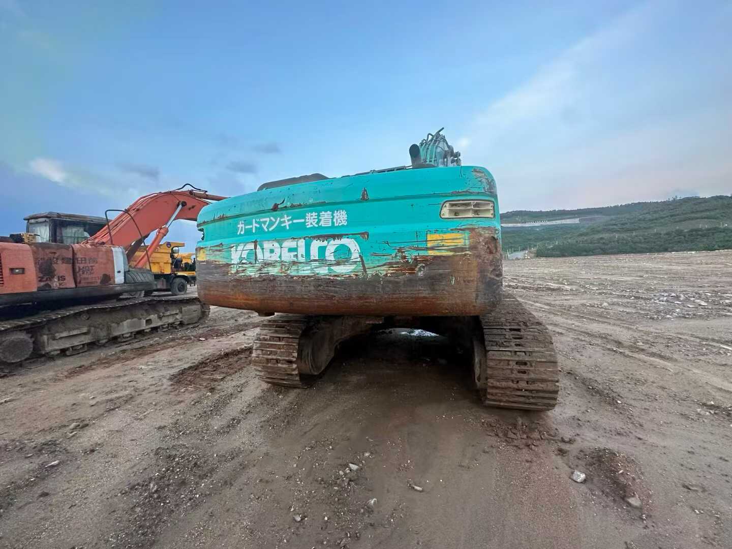Used Kobelco SK350LC SuperX Excavator 2016 Model / 3