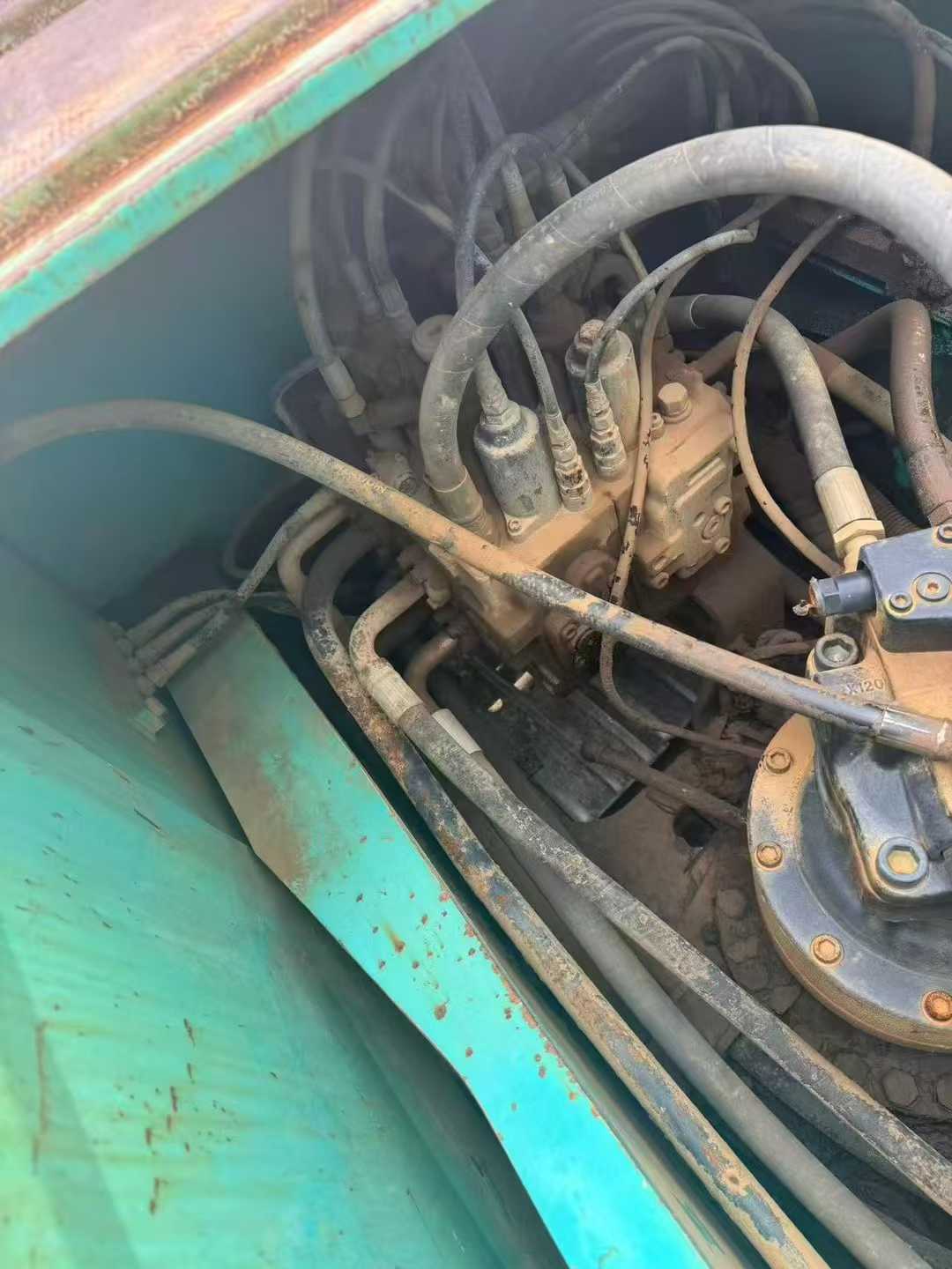 Used Kobelco SK210 Excavator 2016 Model / 4