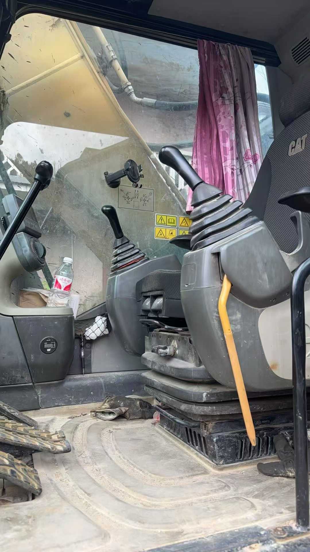 Used Caterpillar CT20 Excavator 2016 Model / 2