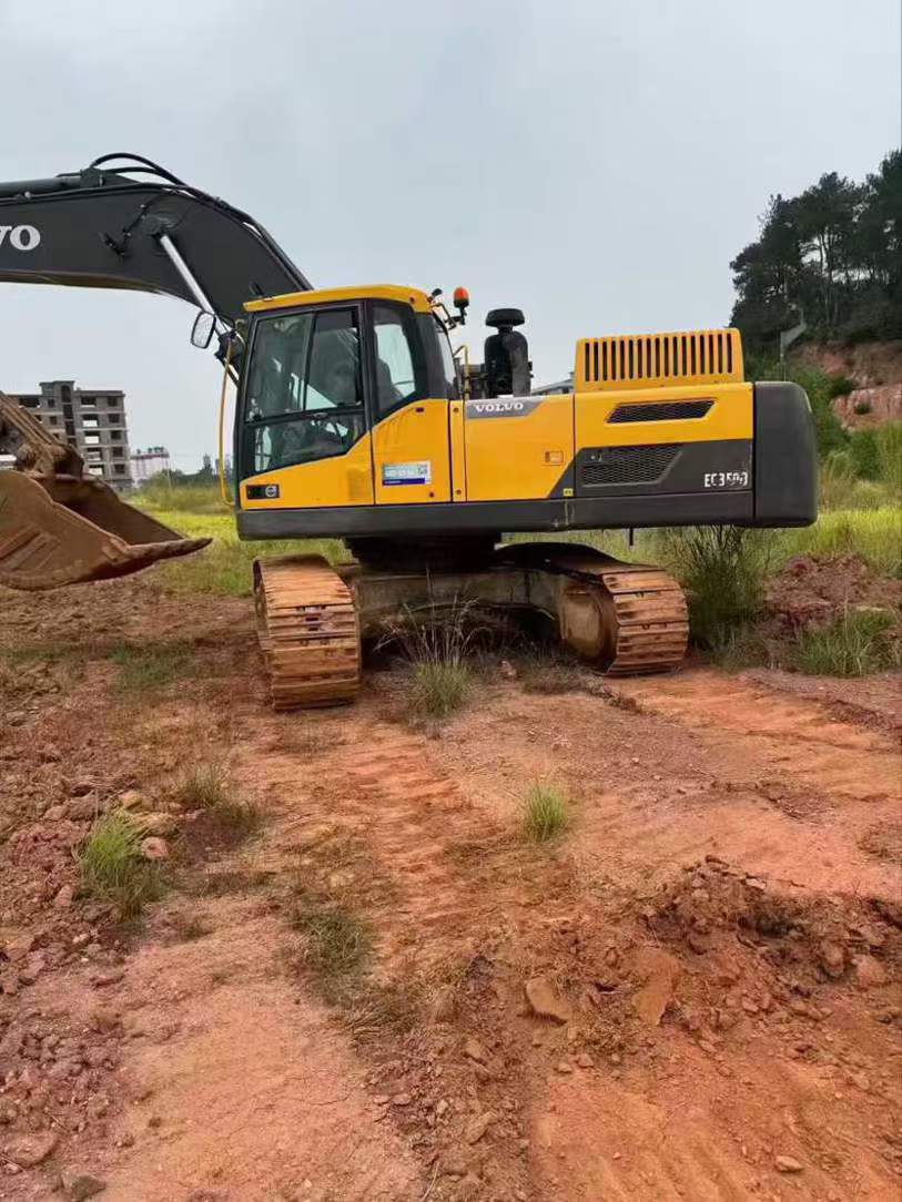 Used Volvo EC350D Excavator 2020 Model / 8
