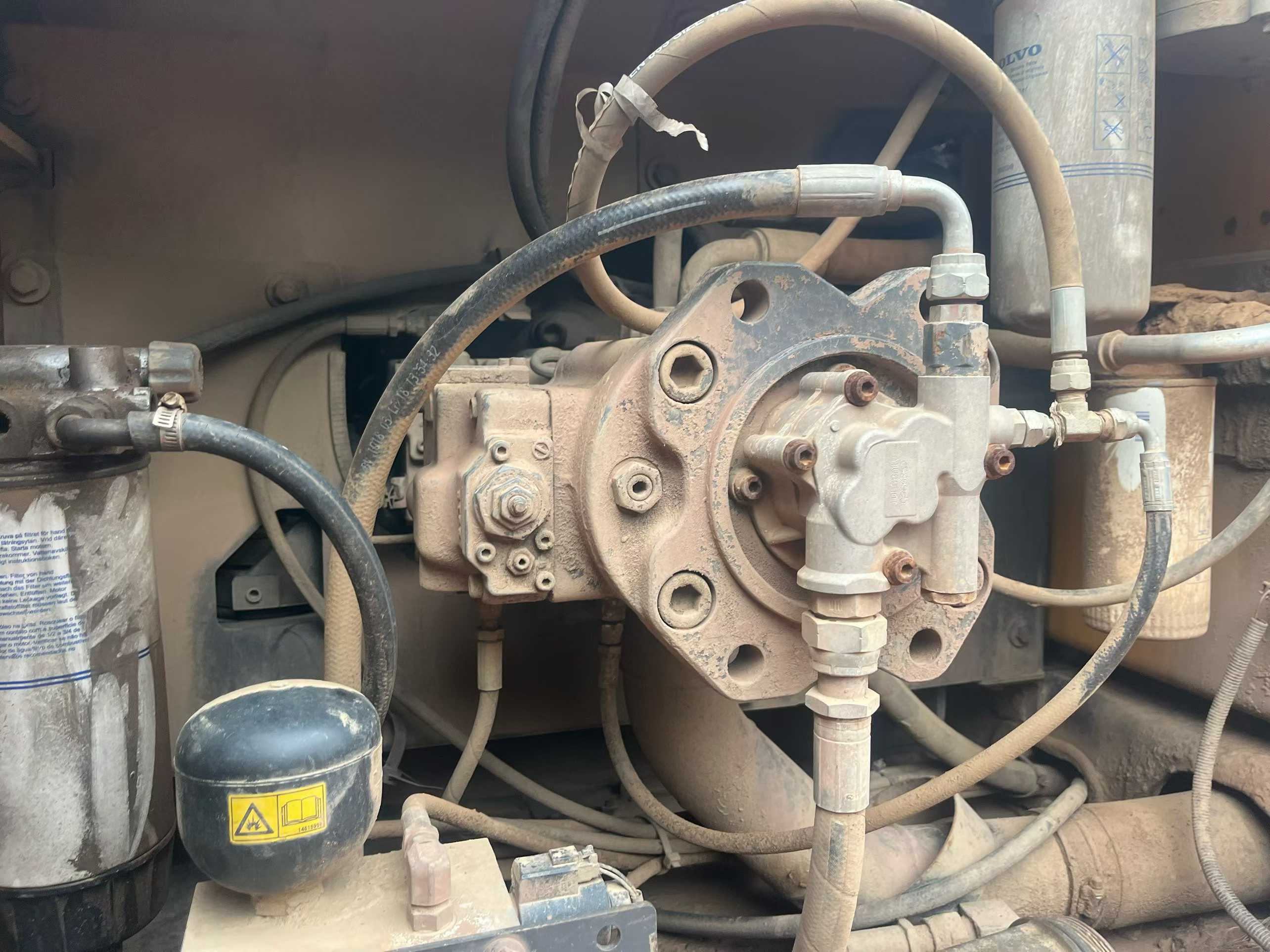 Used Volvo EW210C Excavator 2018 Model / 7