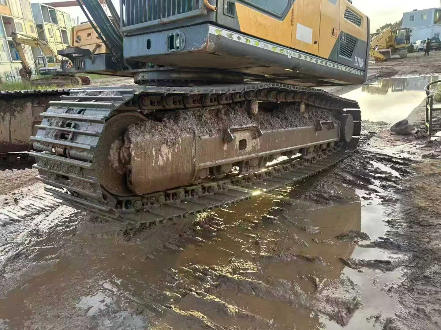 Used Volvo EW210C Excavator 2016 Model / 5