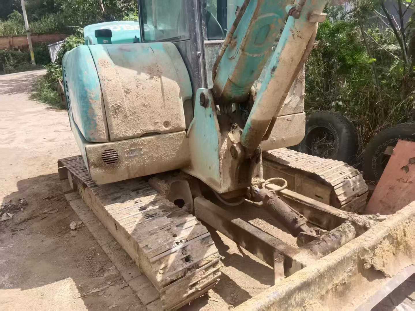 Used Kobelco SK60 Excavator 2013 Model / 3