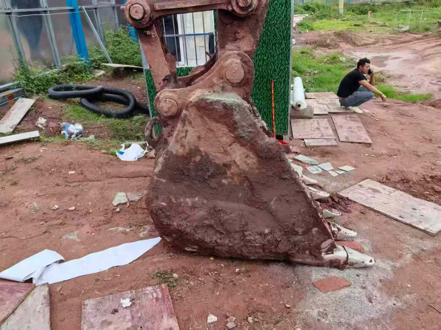 Used Volvo EC290 Excavator 2013 Model / 3