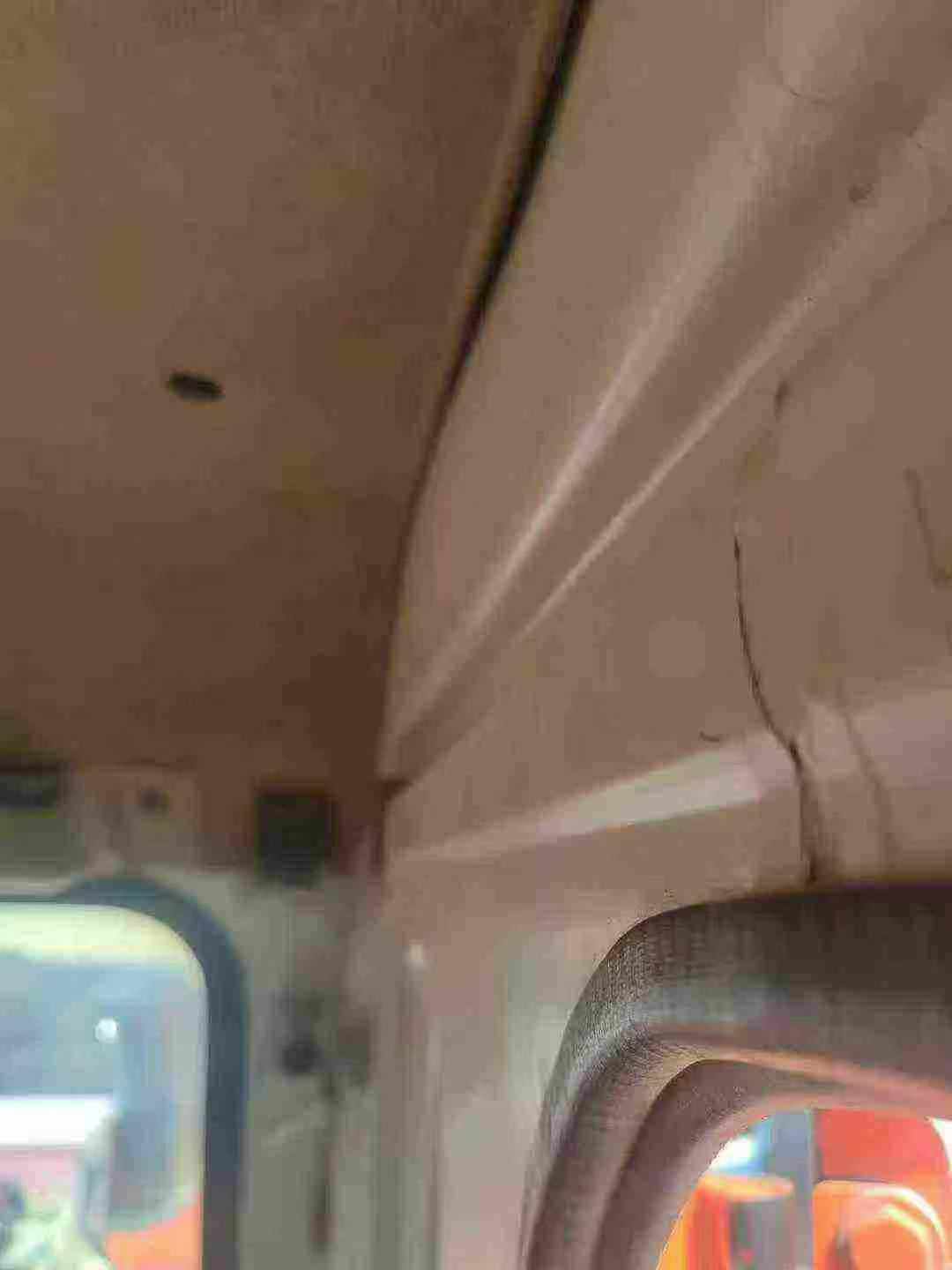 Used Doosan DH70 Excavator 2012 Model / 7