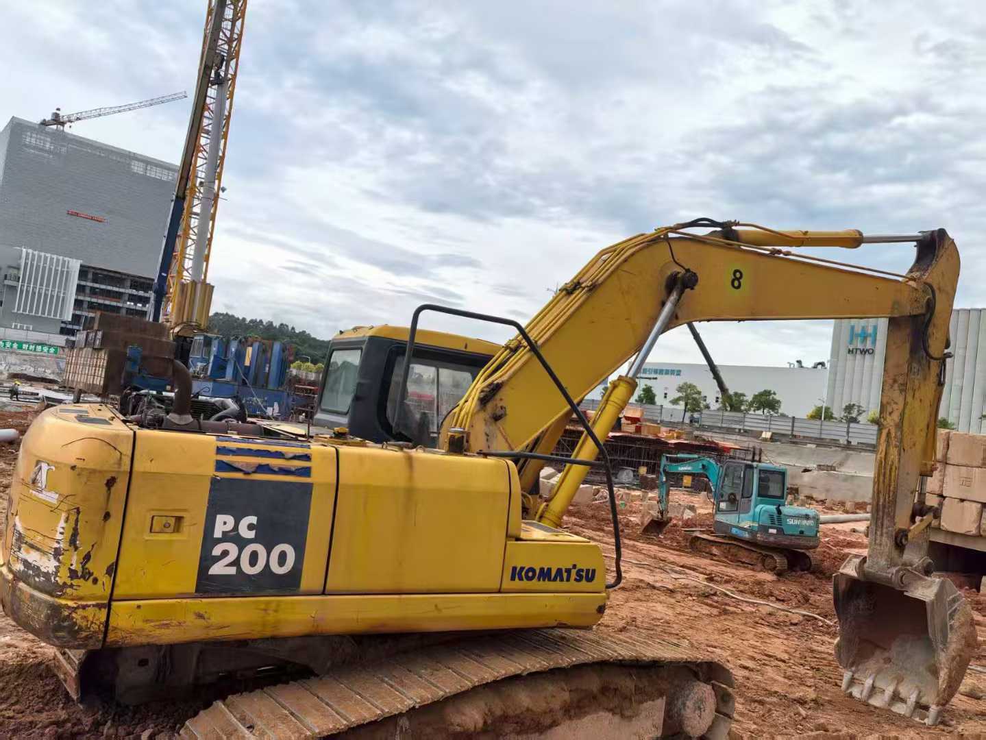 Used Komatsu PW200-7 Excavator 2016 Model