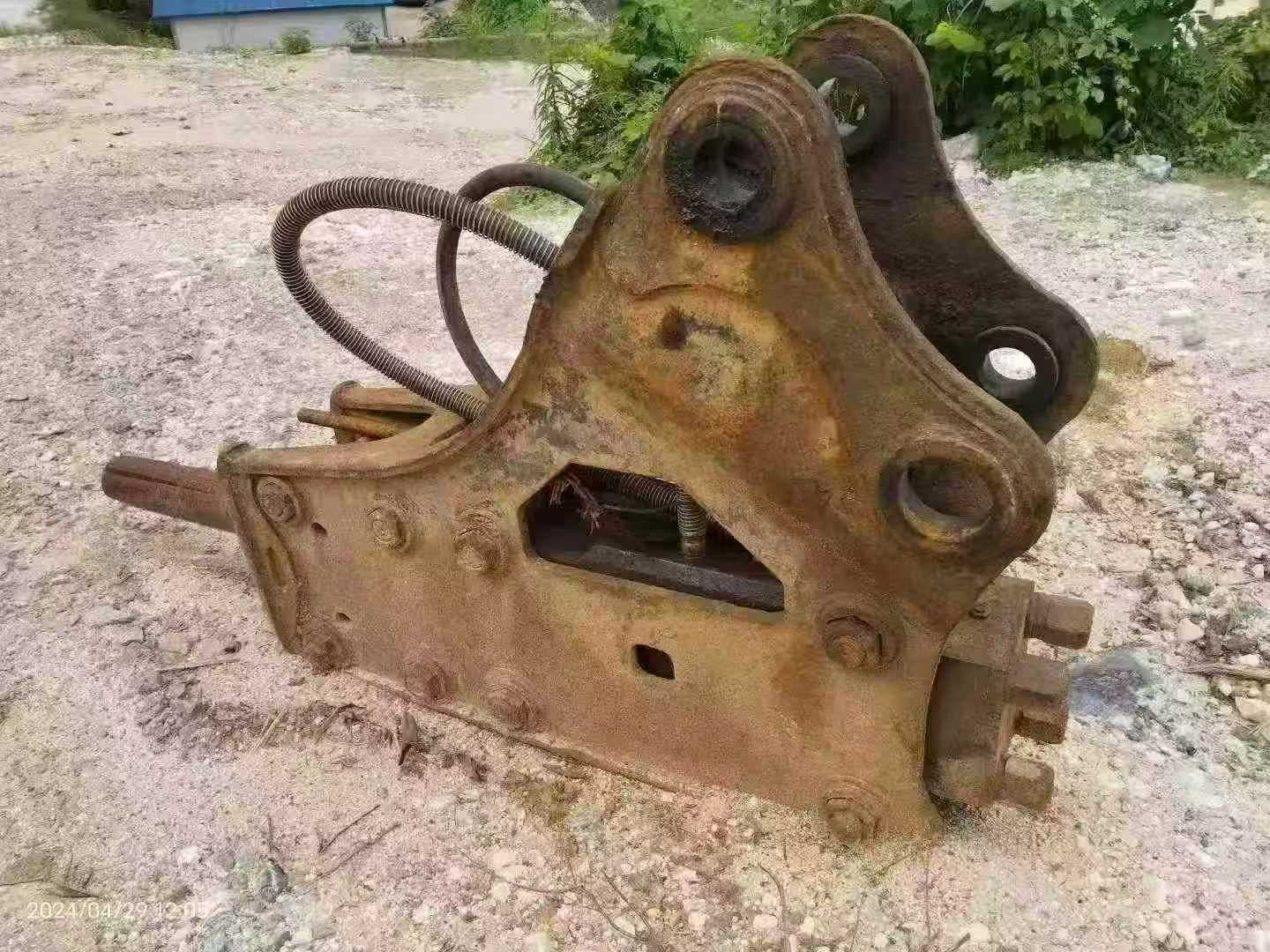 Used Kobelco SK200-6 Excavator 2016 Model / 6