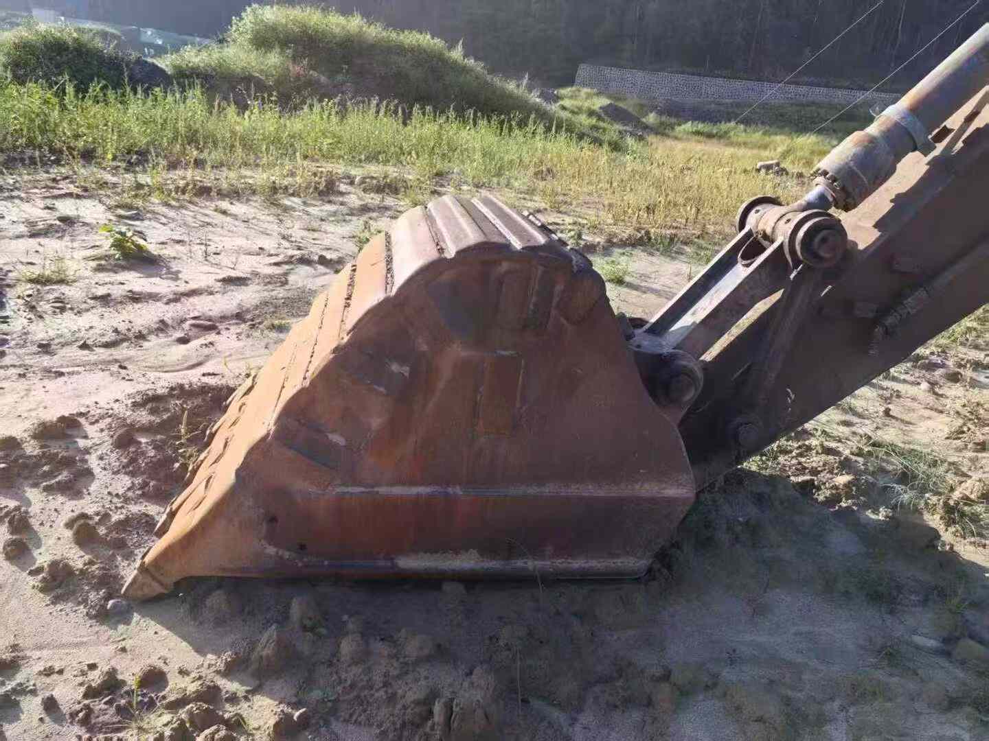 Used Volvo EW210C Excavator 2013 Model / 4