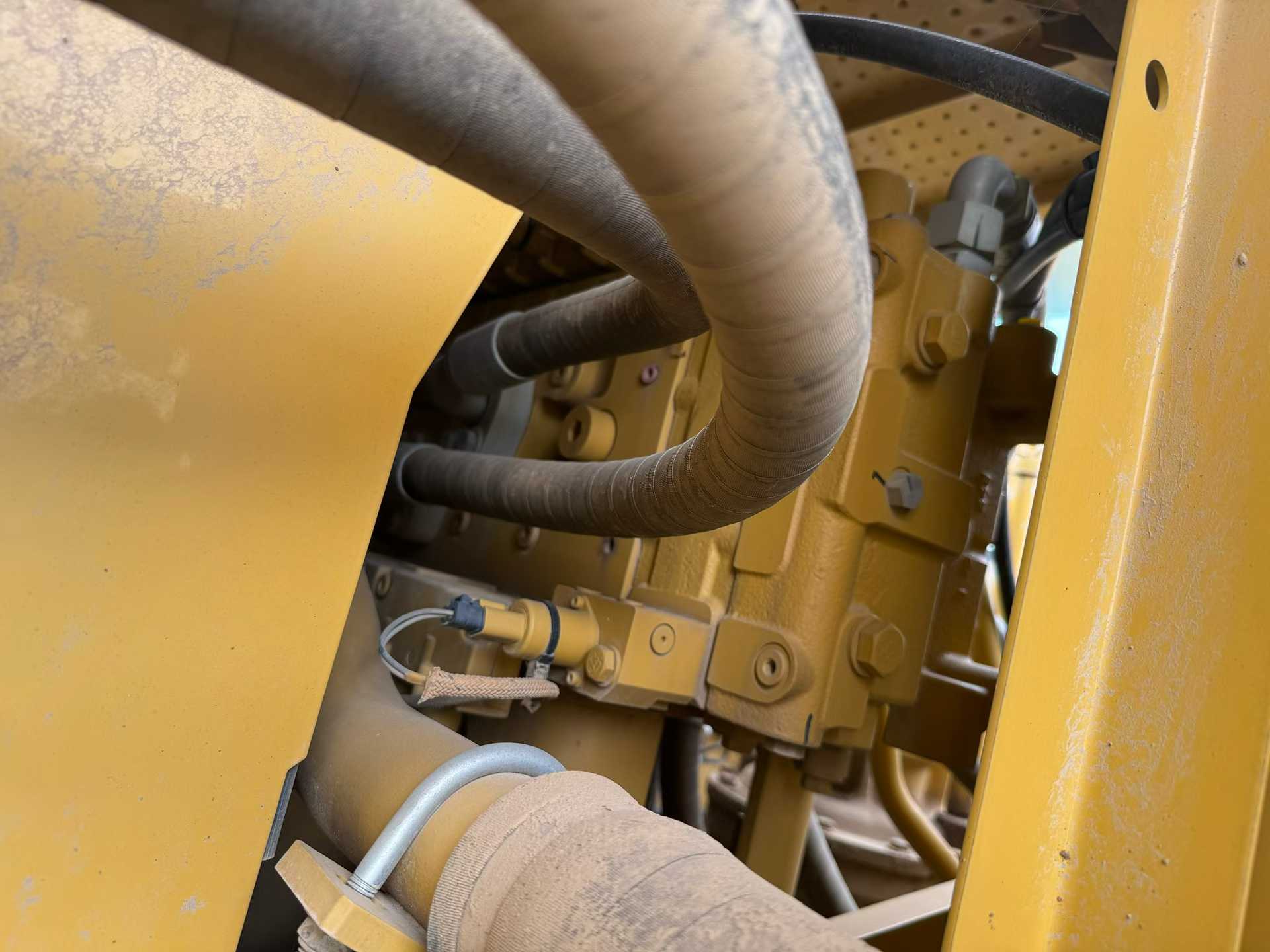 Used Caterpillar CT20 Excavator 2016 Model / 4