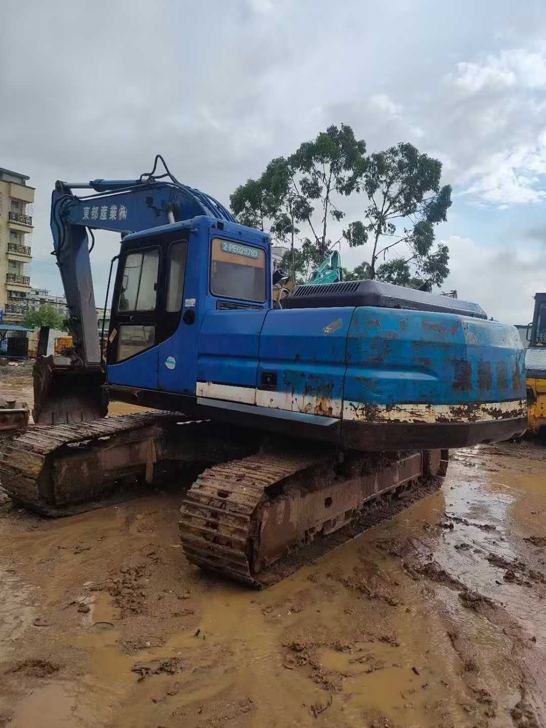 Used Caterpillar 320V2 Excavator 2016 Model / 2