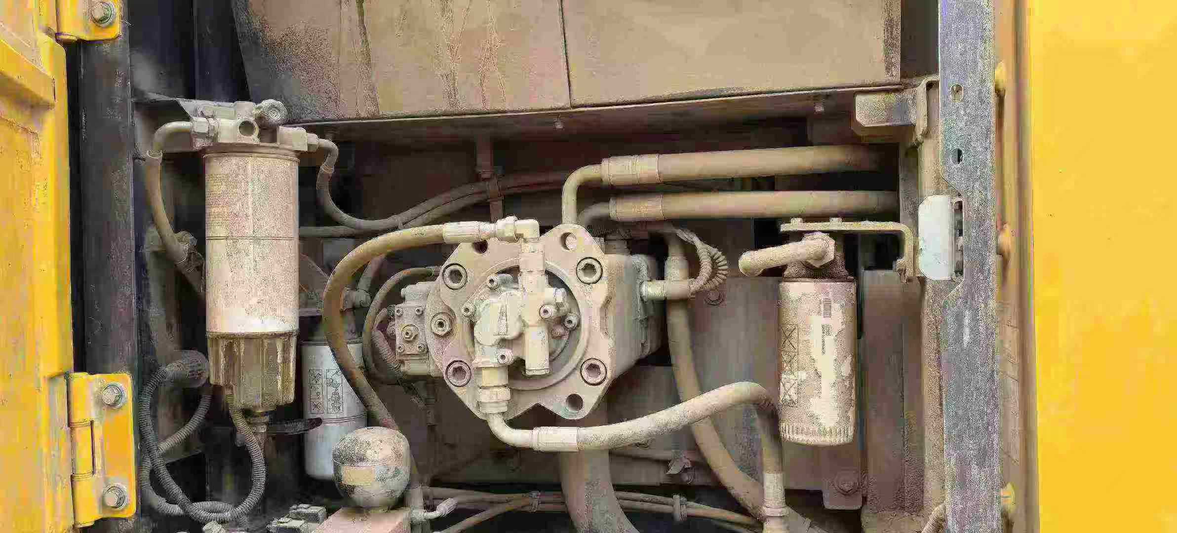 Used Volvo EC200 Excavator 2021 Model / 6