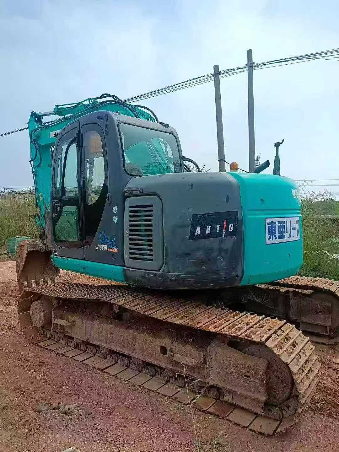 Used Kobelco SK135 Excavator 2016 Model / 3