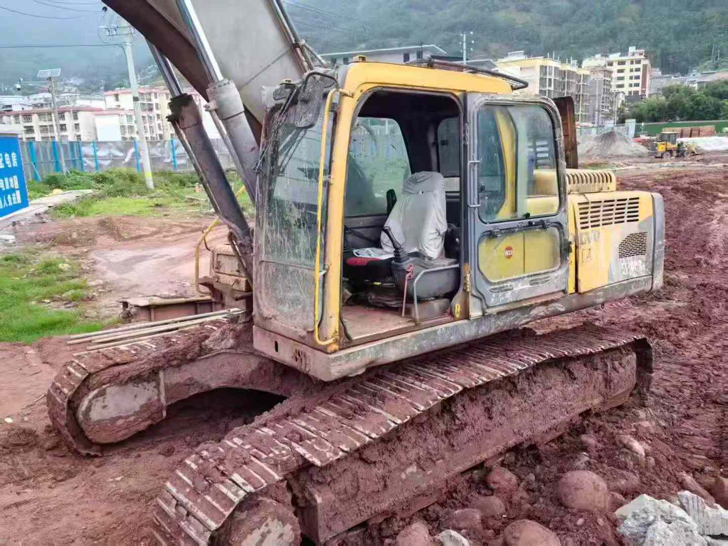 Used Volvo EC290 Excavator 2013 Model / 9