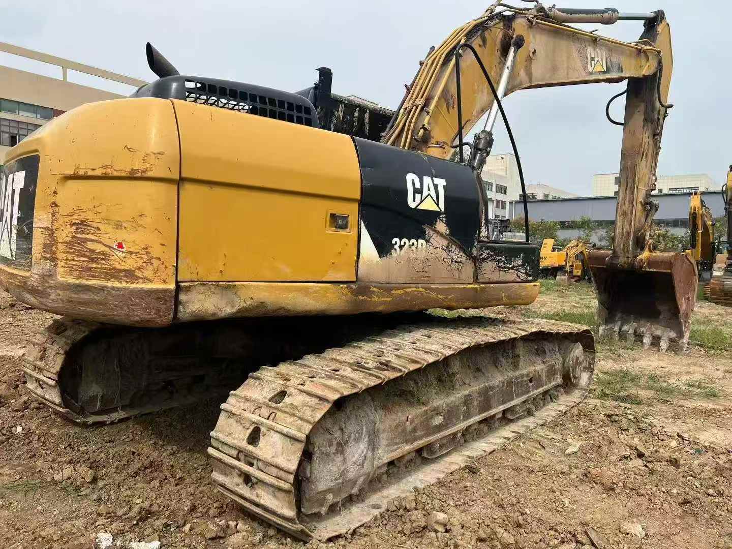 Used Caterpillar 323 Excavator 2016 Model / 3