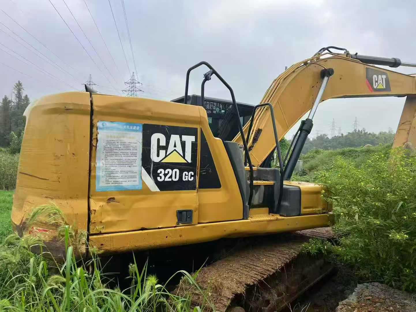 Used Caterpillar CT20 Excavator 2018 Model / 2