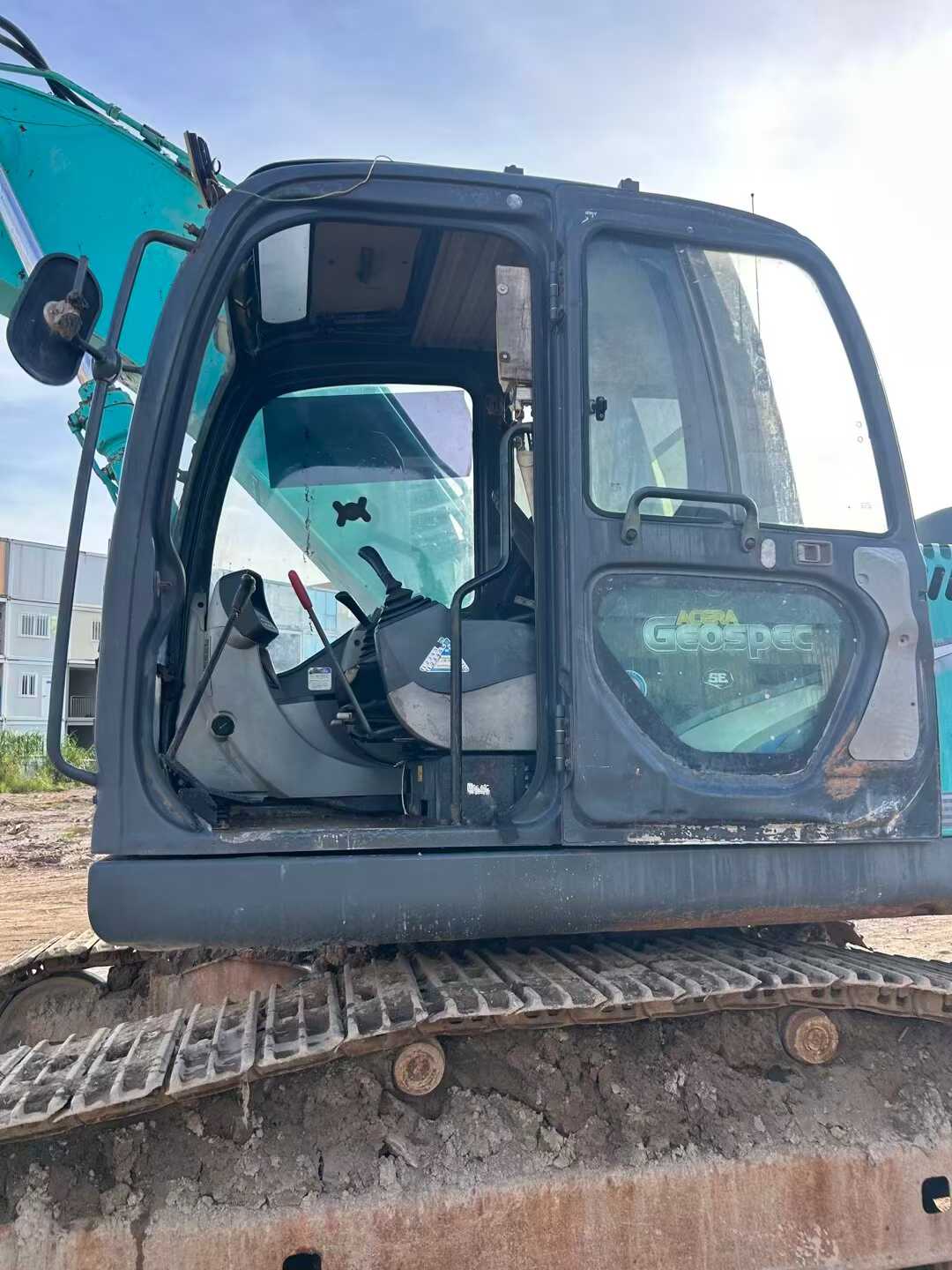 Used Kobelco SK200 Excavator 2016 Model / 4