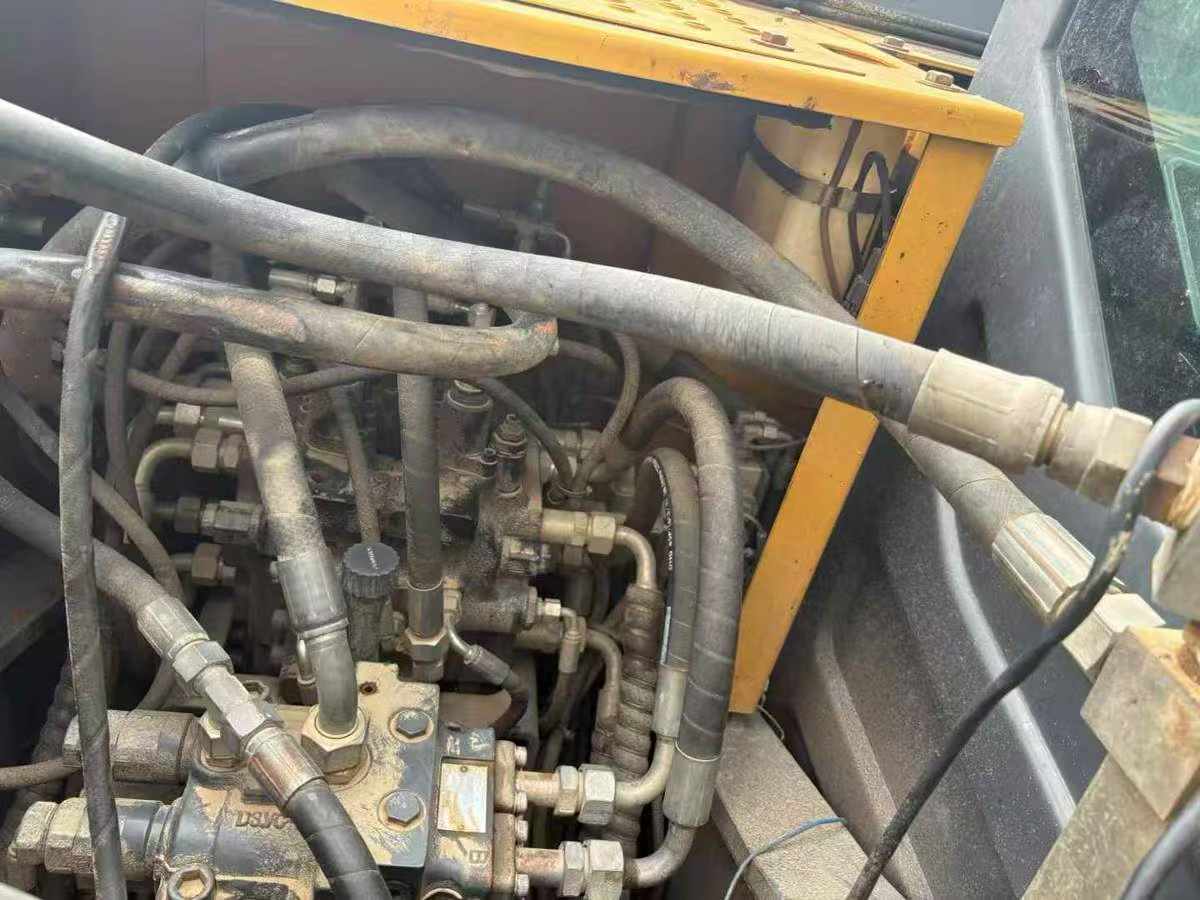 Used XCMG XE135GA Excavator 2016 Model / 7