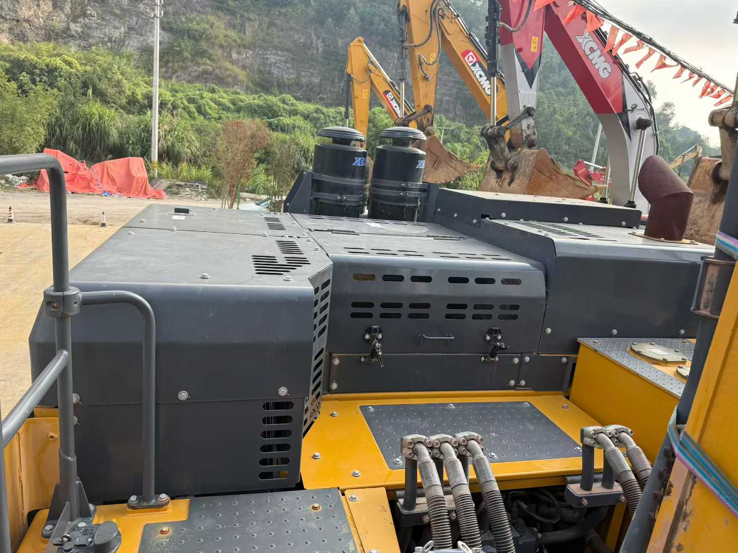 Used XCMG XE215 Excavator 2021 Model / 9