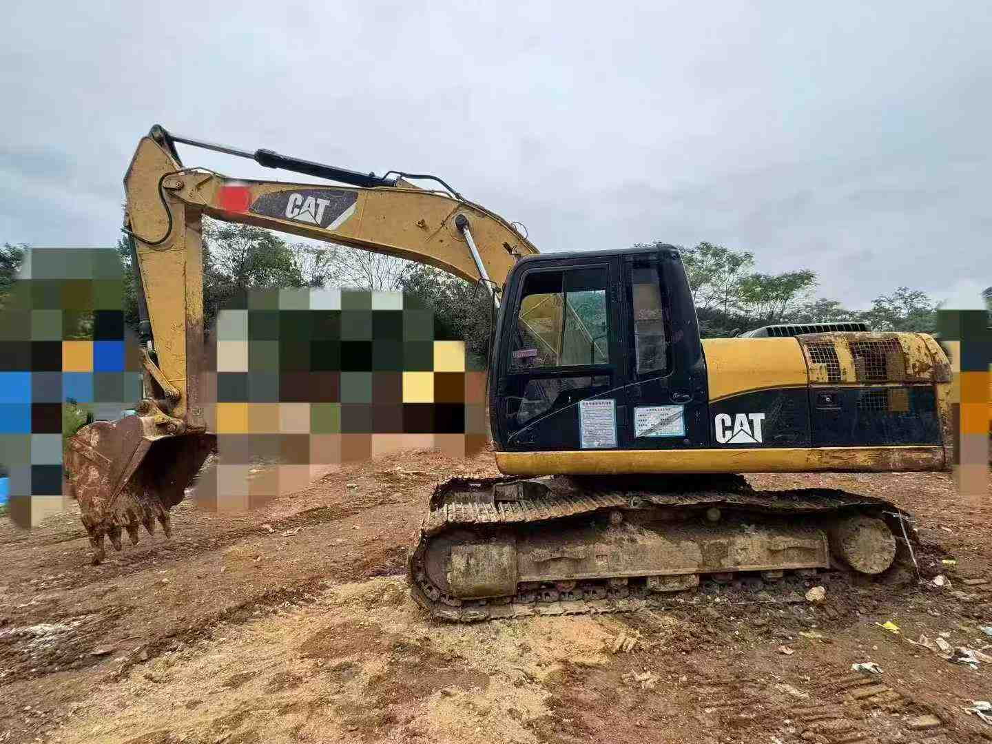 Used Caterpillar CT20 Excavator 2012 Model / 2