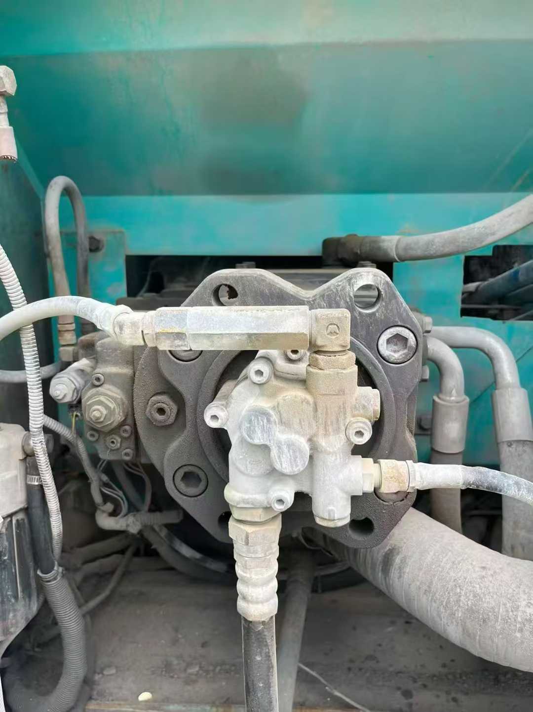 Used Kobelco SK2008 Excavator 2016 Model / 3