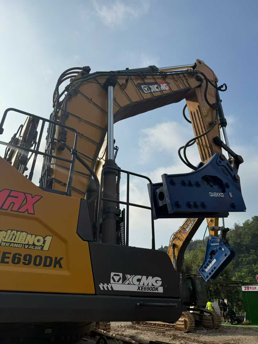 Used XCMG XE215 Excavator 2021 Model / 7